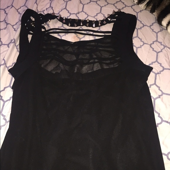 See Through High Low Tank - Picture 3 of 3