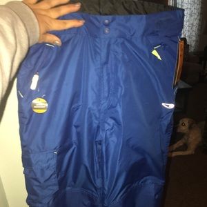 Brand new snow pants