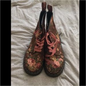 Authentic floral dr marten boots