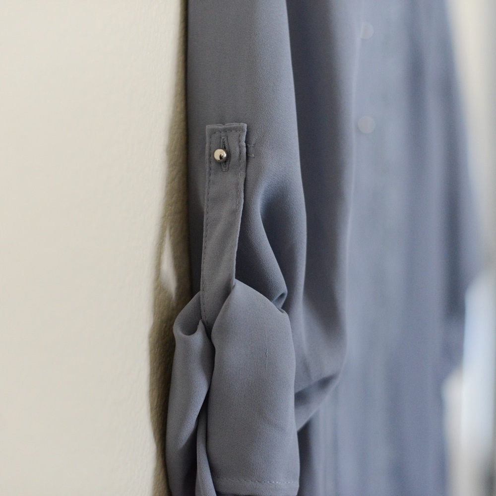 Daniel Rainn grey chiffon blouse with lace detail - Picture 4 of 5