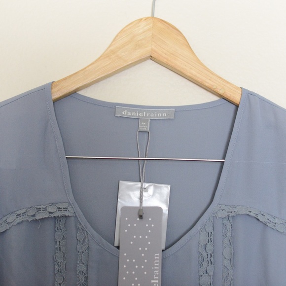 Daniel Rainn grey chiffon blouse with lace detail - Picture 5 of 5