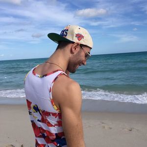 Meet your Posher, Sam