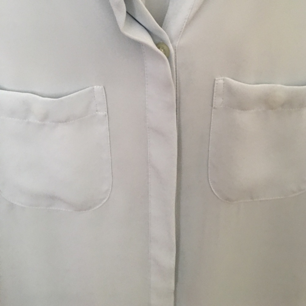 Loft powder blue blouse - Picture 3 of 4