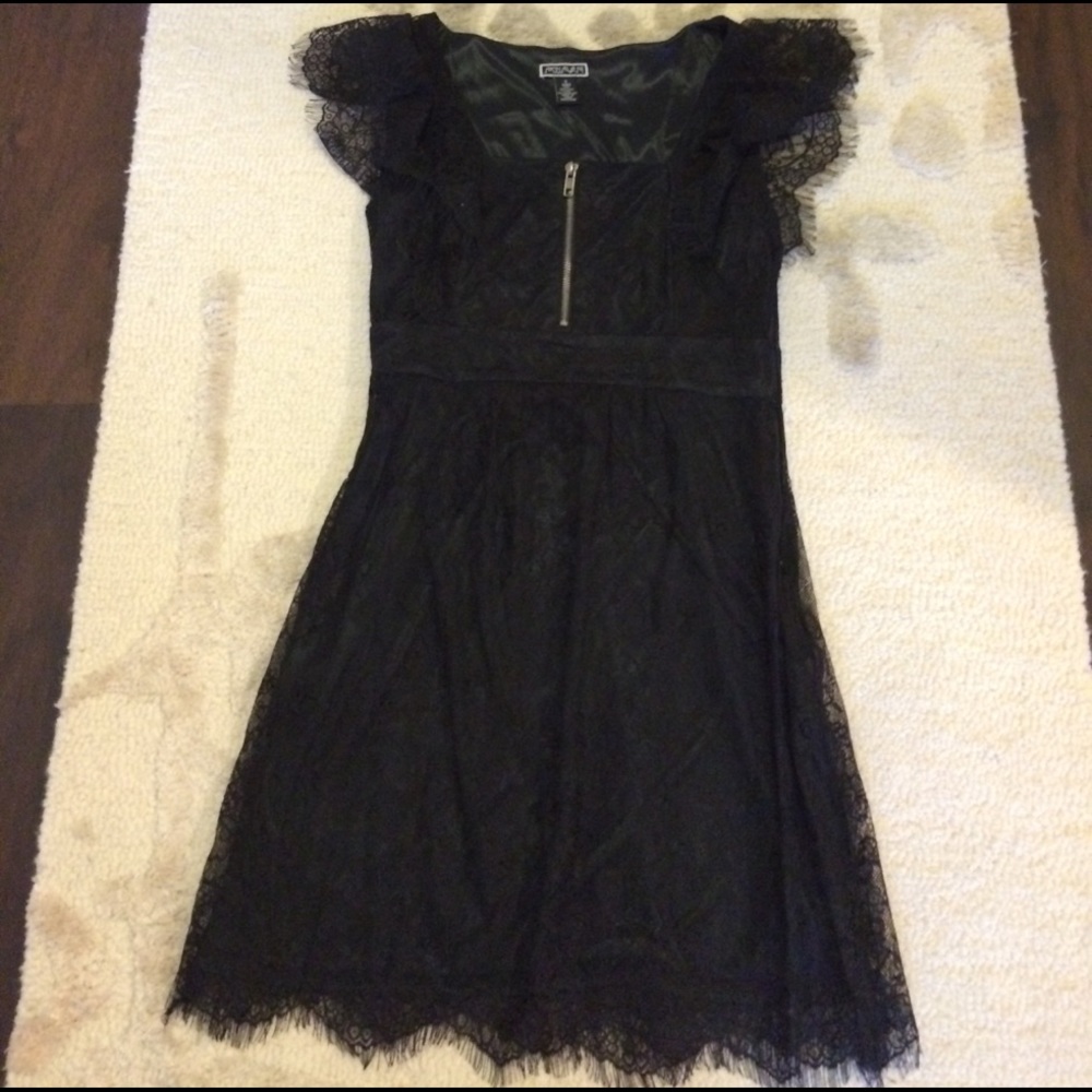 Lace dress