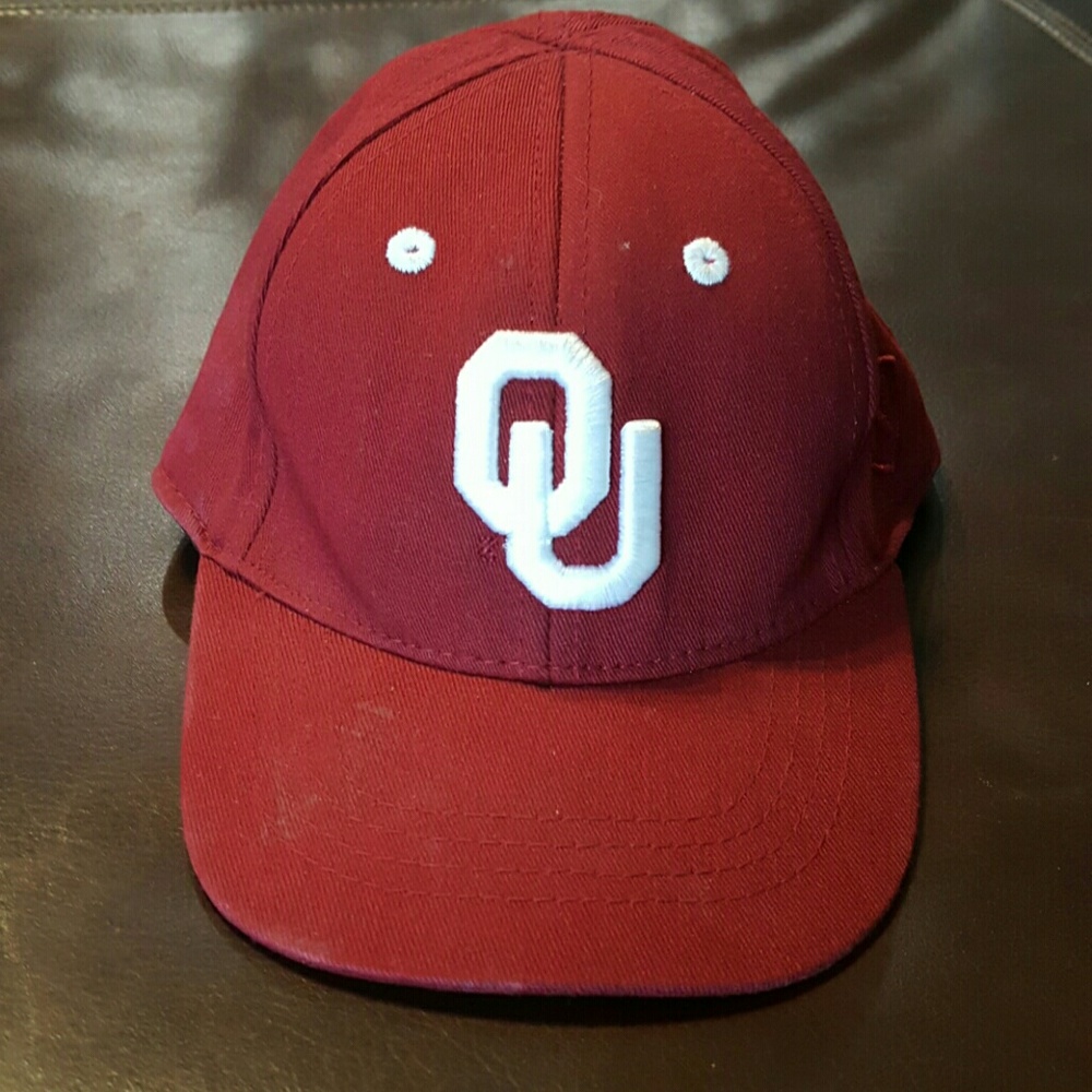 Infant size OU hat