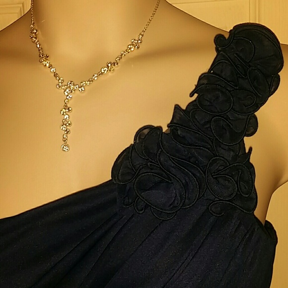 Long Length Formal Dress - Picture 4 of 8