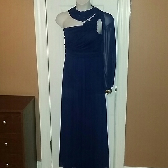 Long Length Formal Dress - Picture 8 of 8