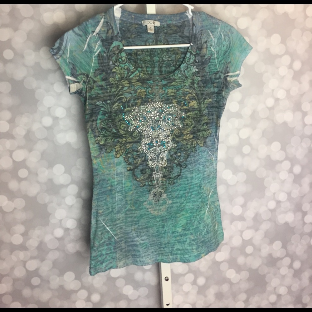 Burn out t-shirt with rhinestones