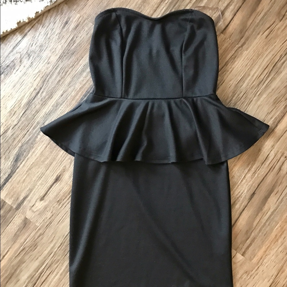 🌸Adorable Black Tube dress🌸