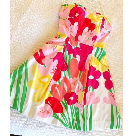 Lilly Dress - Picture 2 of 4