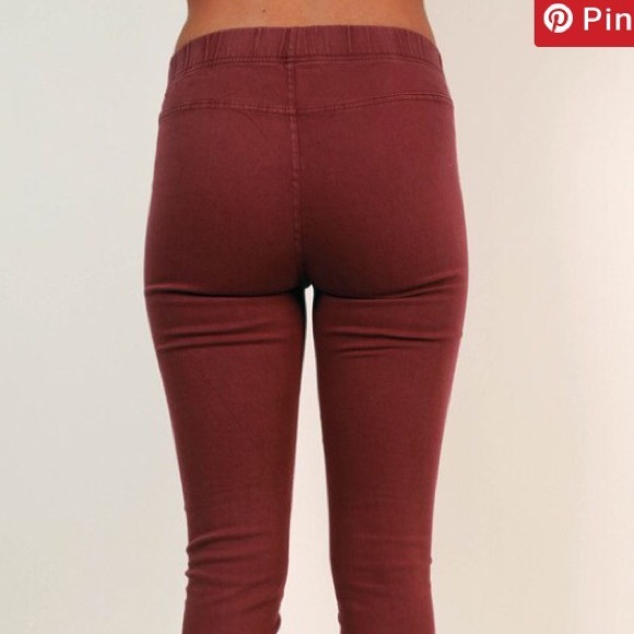 Red moto leggings - Picture 3 of 4