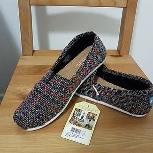 Tweed Toms