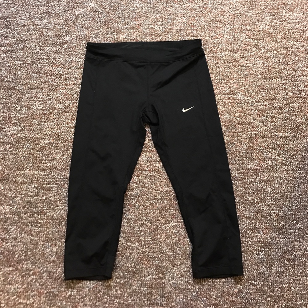 Nike Cropped Leggings