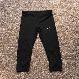 Nike Cropped Leggings