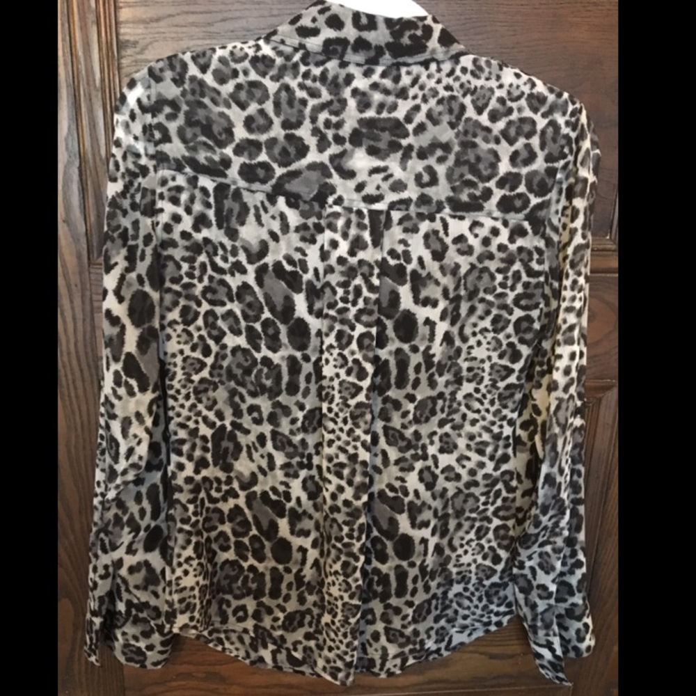 Guess chiffon leopard button down - Picture 2 of 3