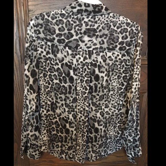 Guess chiffon leopard button down - Picture 2 of 3