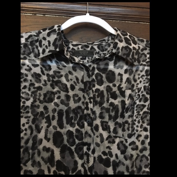 Guess chiffon leopard button down - Picture 3 of 3