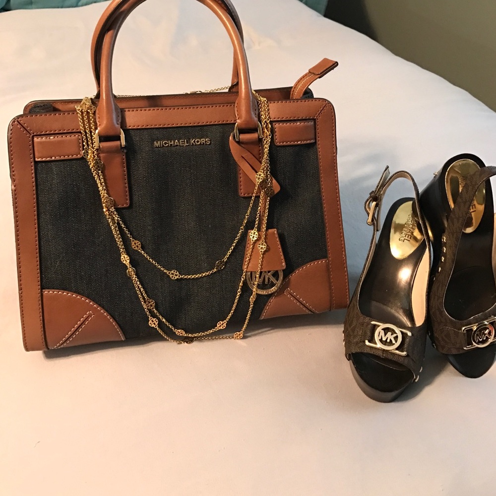 Authentic Michael Kors purse