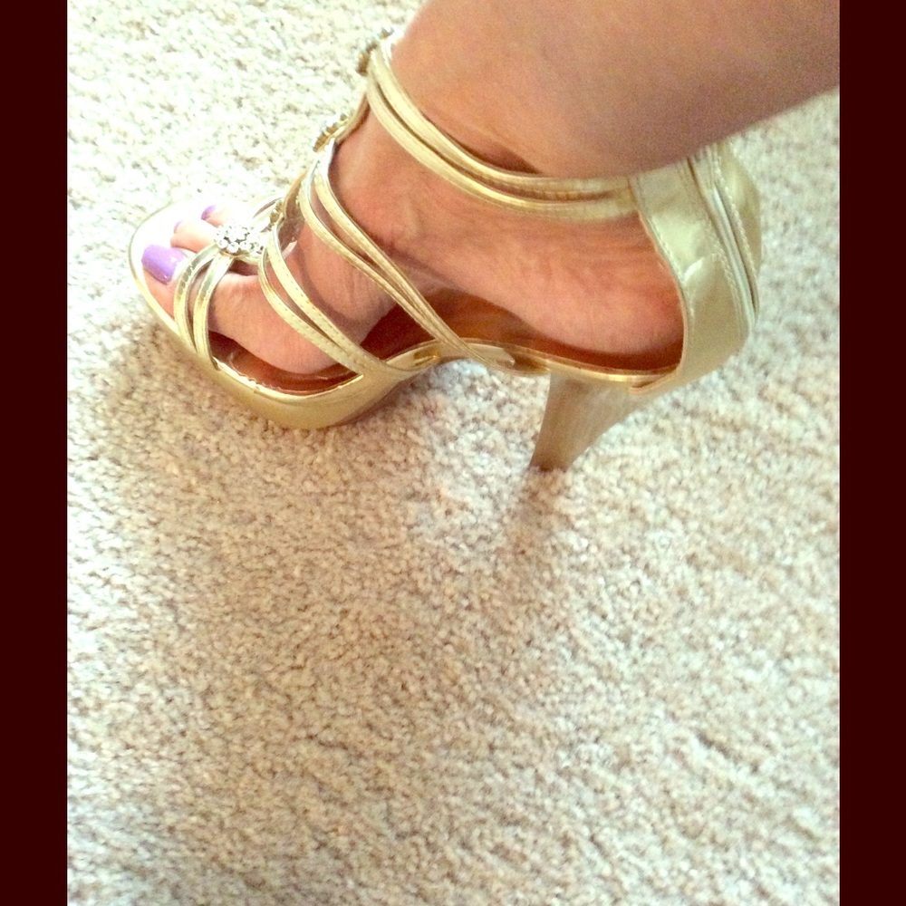 Gold Dress shoes with Diamonds