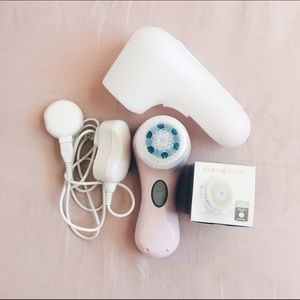 Clarisonic Mia2 Face Brush Cleansing System