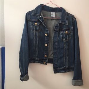 H&m jeans jacket.