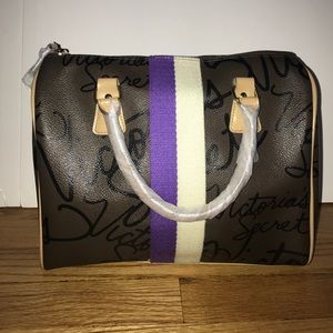 New Women's Victoria Secret Signature Handbag