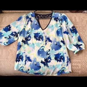 Floral pattern blouse