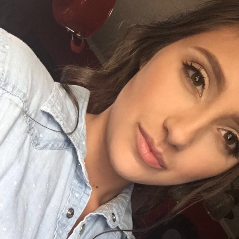 Meet your Posher, Megan