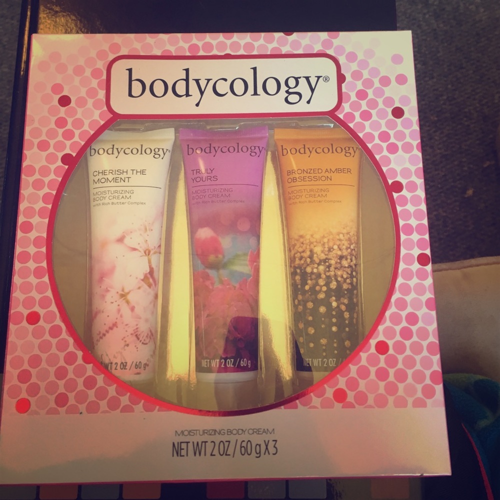 Set of 3 Bodycology lotion