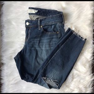 Torrid distressed cropped skinny jeans