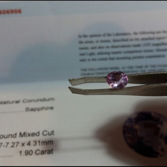 Gorgous Sapphire! - Picture 2 of 5