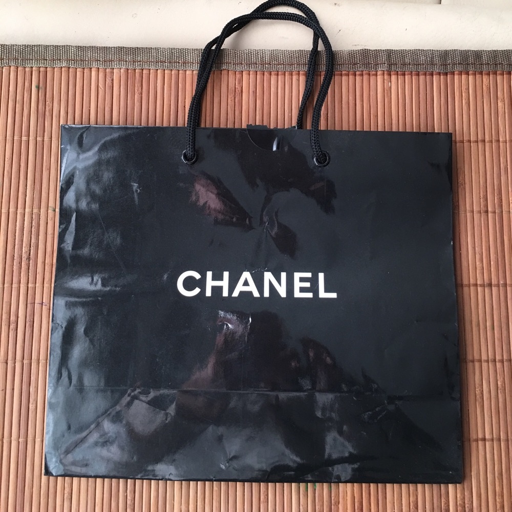 Chanel paper bag