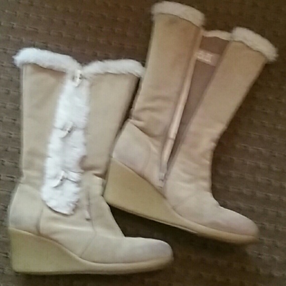 Fur-trimmed, wedge boots - Picture 2 of 4