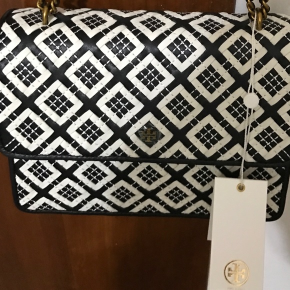 Tory Burch Robinson Woven-leather Shoulder Bag - Picture 2 of 3