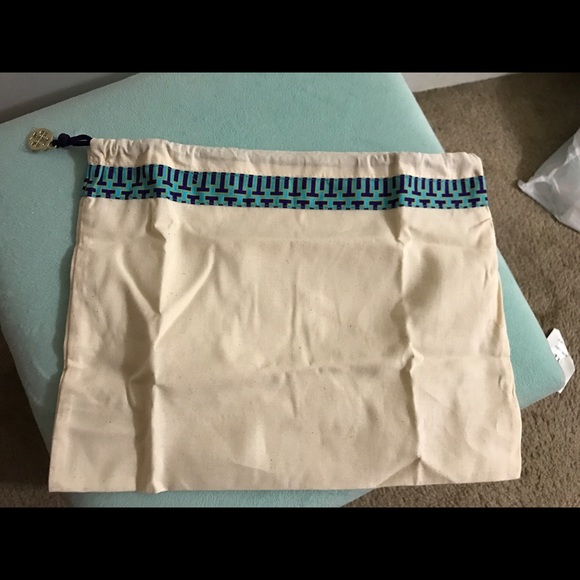 Tory Burch Robinson Woven-leather Shoulder Bag - Picture 3 of 3