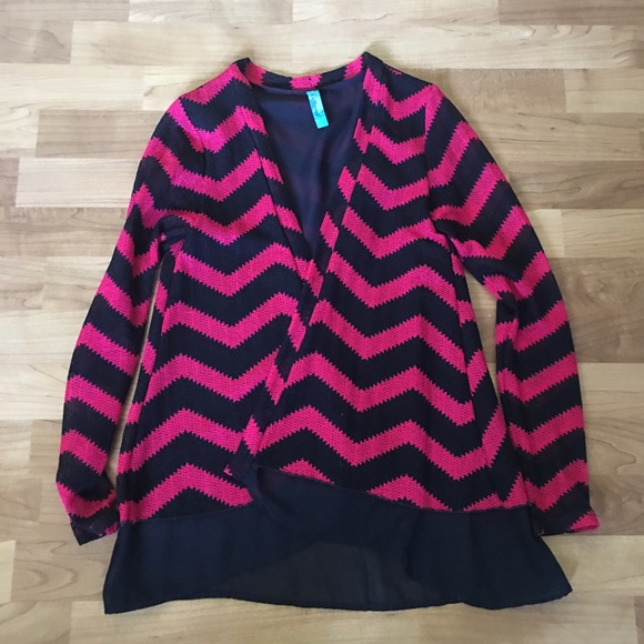 Adorable Chevron Cardigan - Picture 1 of 1