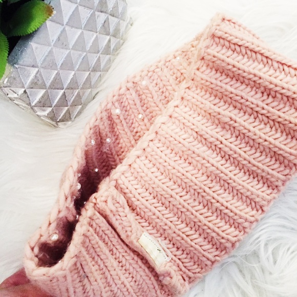 ✨Pink Pearlescent Beaded Head Scarf✨ - Picture 8 of 9