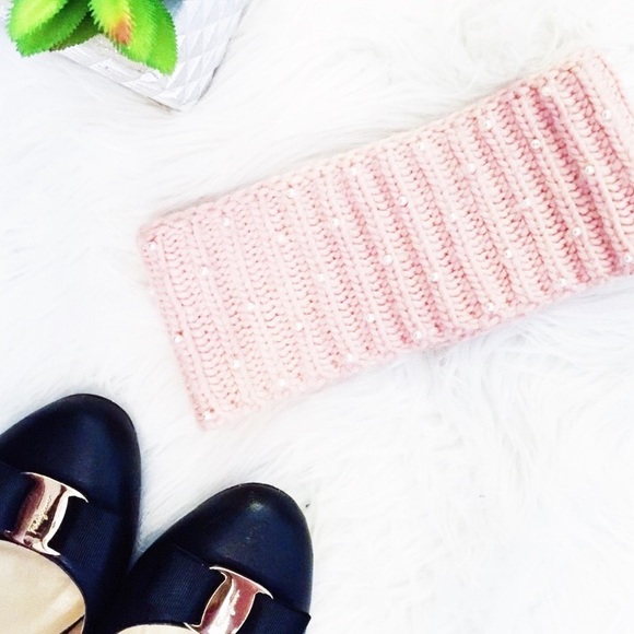 ✨Pink Pearlescent Beaded Head Scarf✨ - Picture 4 of 9