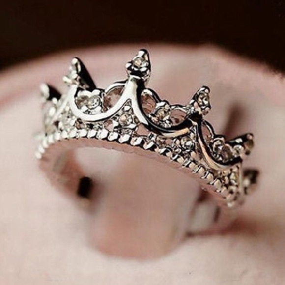 Jewelry - crown ring s925 more inventory!