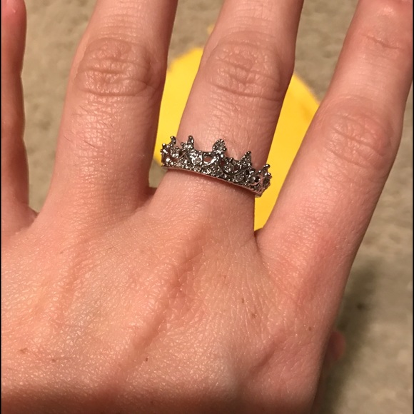 crown ring s925 more inventory! - Picture 2 of 3