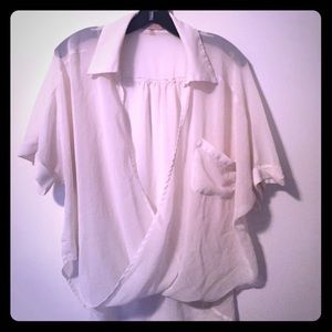 Shear white collared shirt - Size L