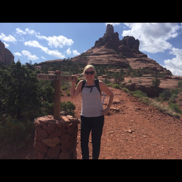 Meet your Posher, Jessica - Picture 2 of 2