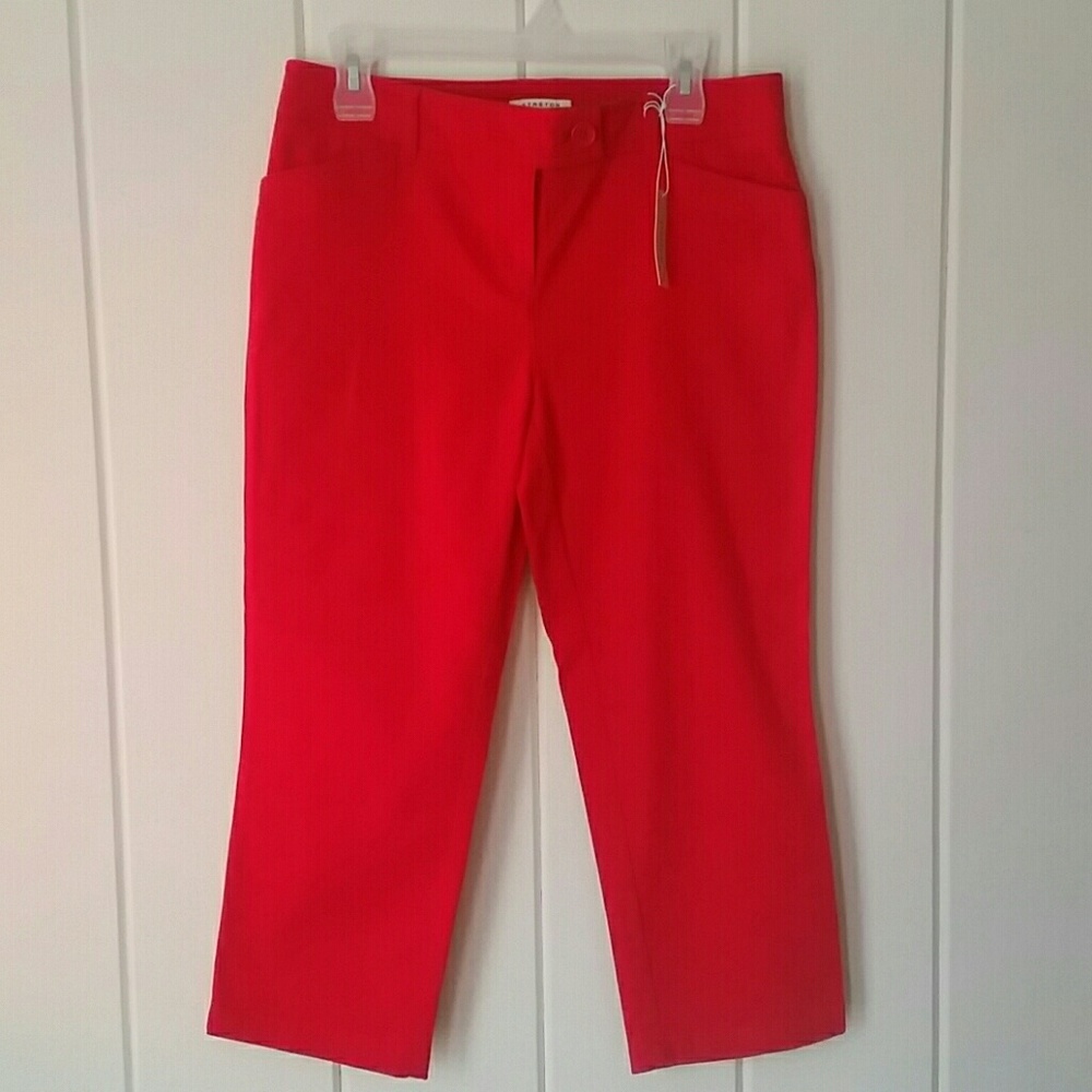 Jones New York Sport Red Stretch Capris - NWT