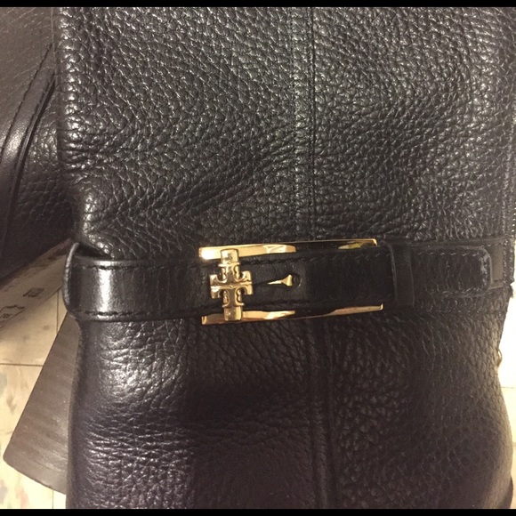 Tory Burch boots - Picture 2 of 4