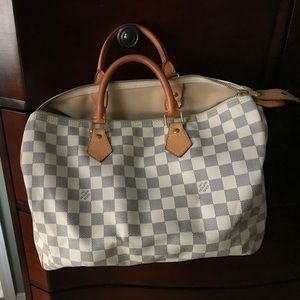 Louis Vuitton top handle " speedy"