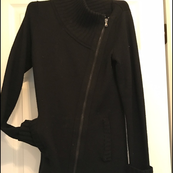 Athleta sweater coat asymmetrical zip cuff sleeve