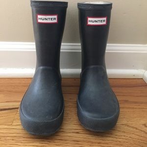 Hunter rain boots (navy) EUC