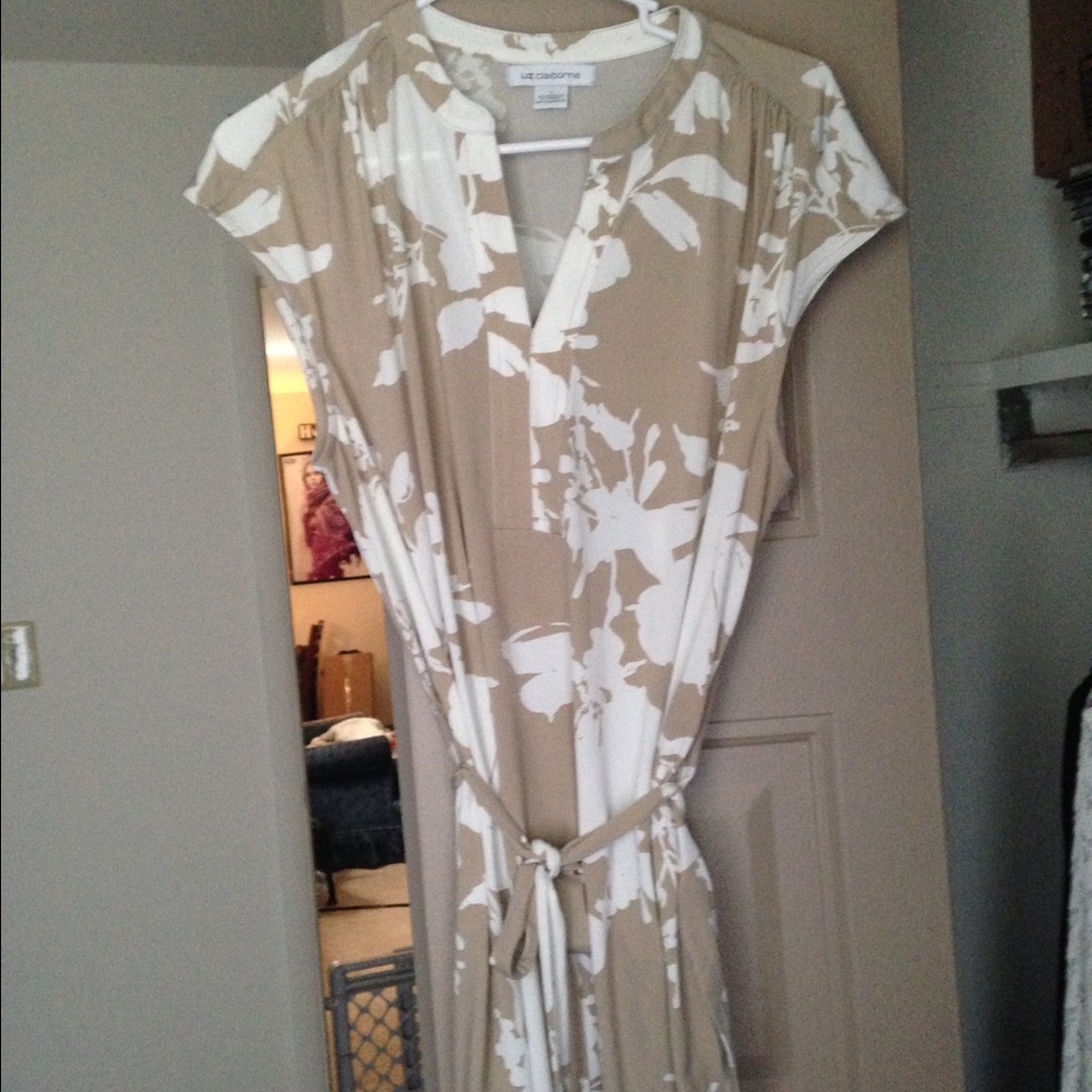 Liz Claiborne Cream and Brown Belted Tunic
