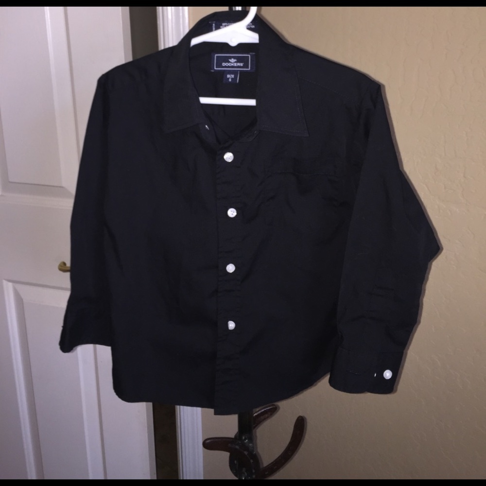 Dockers Boys'  black shirt