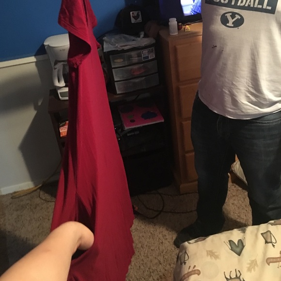 red dress - Picture 3 of 4